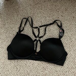 Victoria’s Secret bombshell Black Strappy Bra